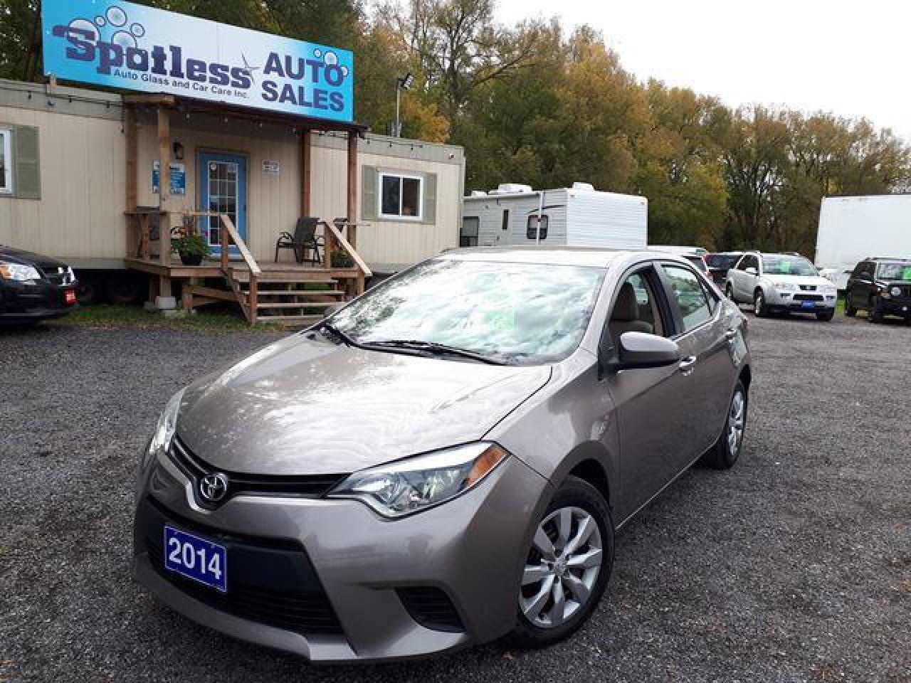 Used 2014 Toyota Corolla LE for sale in Whitby, ON
