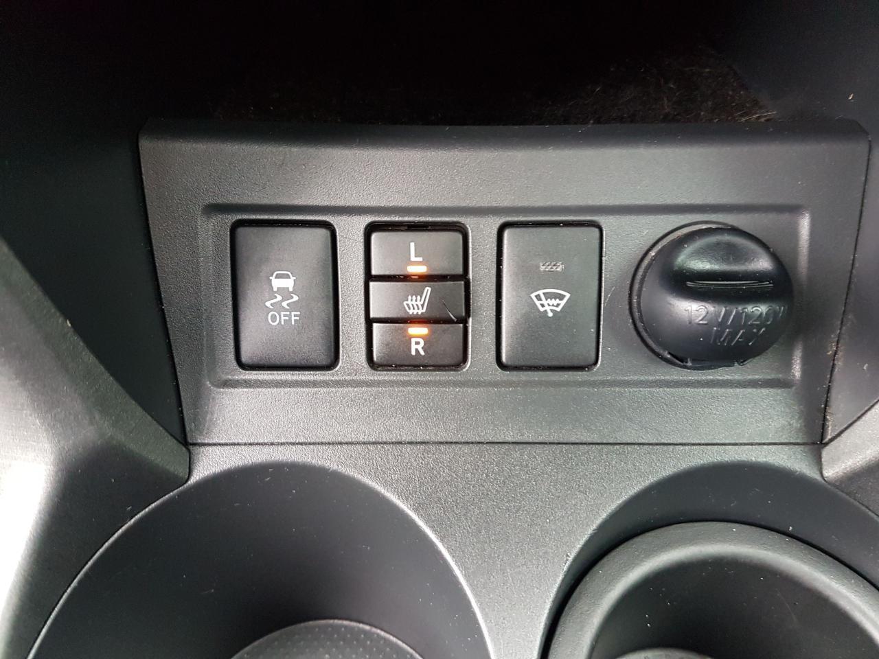673758.11880105