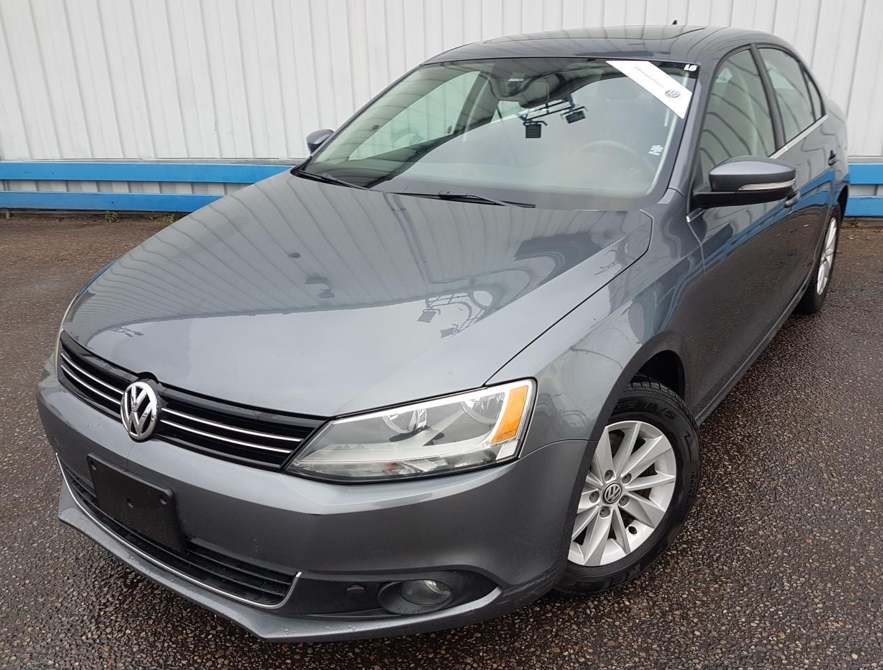 Used 2014 Volkswagen Jetta Highline *TDI DIESEL* for sale in Edmonton, AB