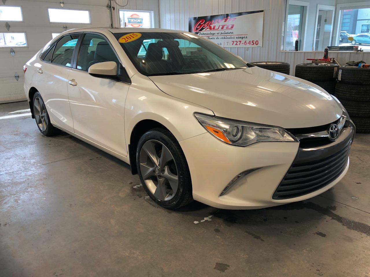 Used 2015 Toyota Camry XLE for sale in Caraquet, NB