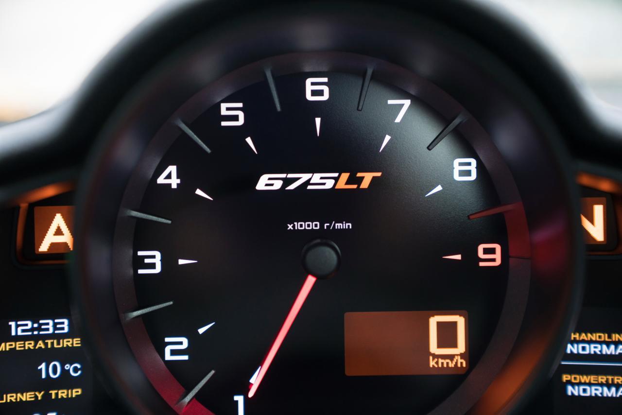 674713