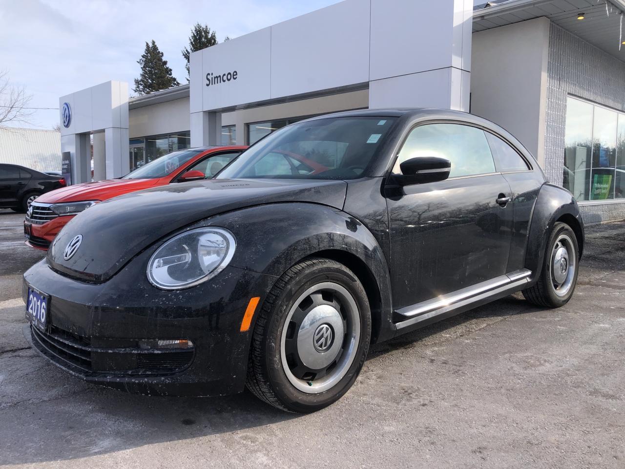 ** ULTRA LOW KMS** NAVIGATION, MOONROOF, HTD SEATS
Ladies and Gentlemen, as we say goodbye to another era of VW Beetles, here is a chance to own a gently used Bug Classic. Great condition and super low kms, Nav, heated seats, manual transmission, Large Sunroof, CD, Rear Spoiler. Hurry before its gone!