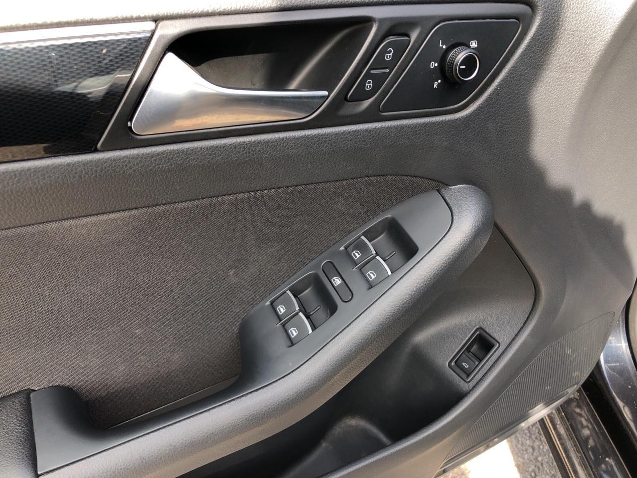 674909.11899628