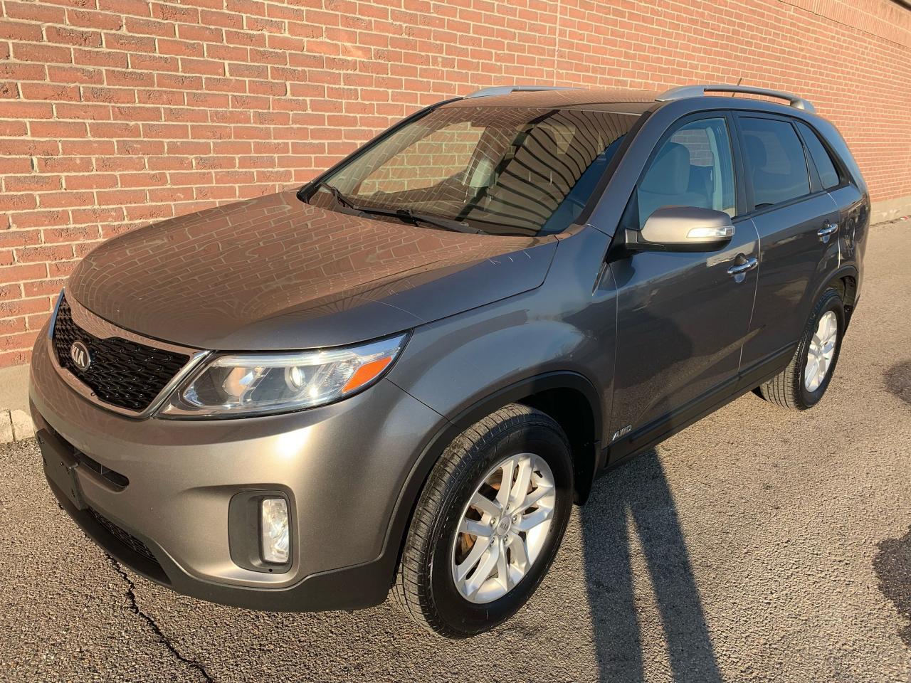 Used 2014 Kia Sorento LX for sale in Ajax, ON