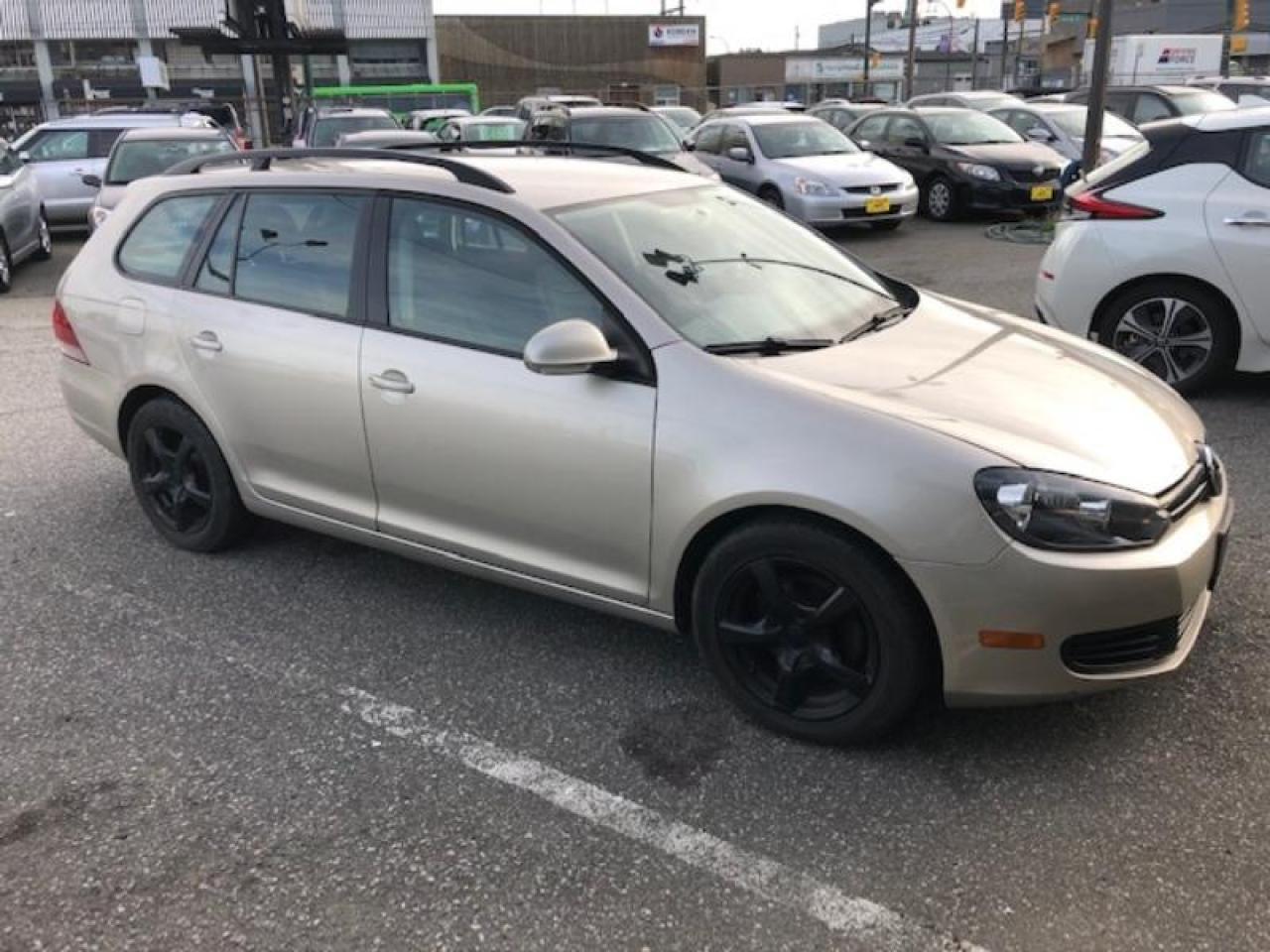Used 2012 Volkswagen Golf Wagon Trendline/Comfortline for sale in Vancouver, BC