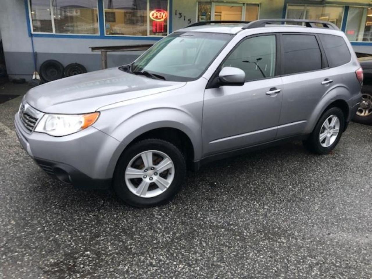 Used 2009 Subaru Forester 2.5 for sale in Vancouver, BC