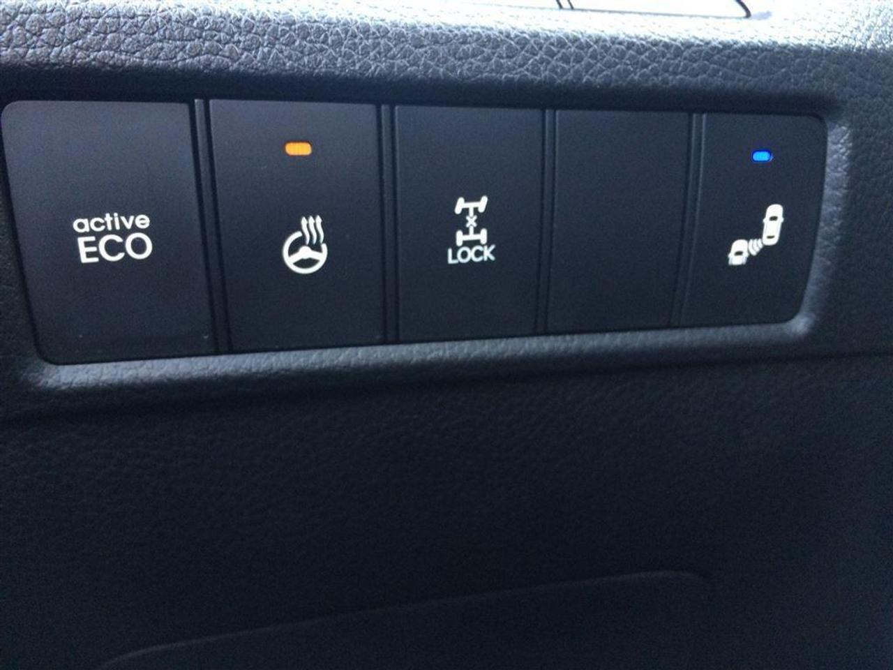 678884.11912921
