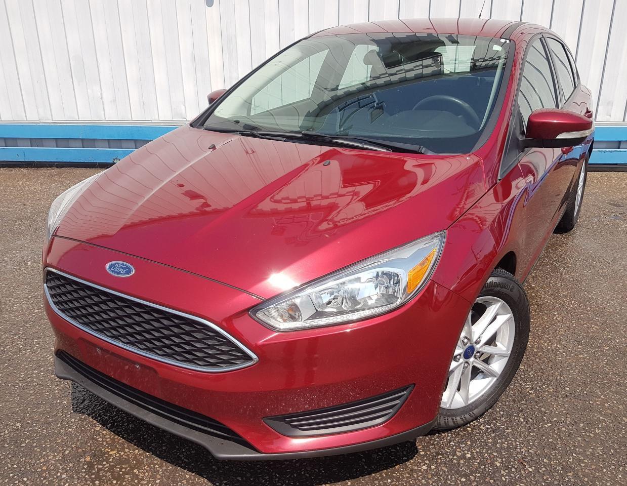 Used 2015 Ford Focus SE Hatchback *AUTOMATIC* for sale in Ajax, ON