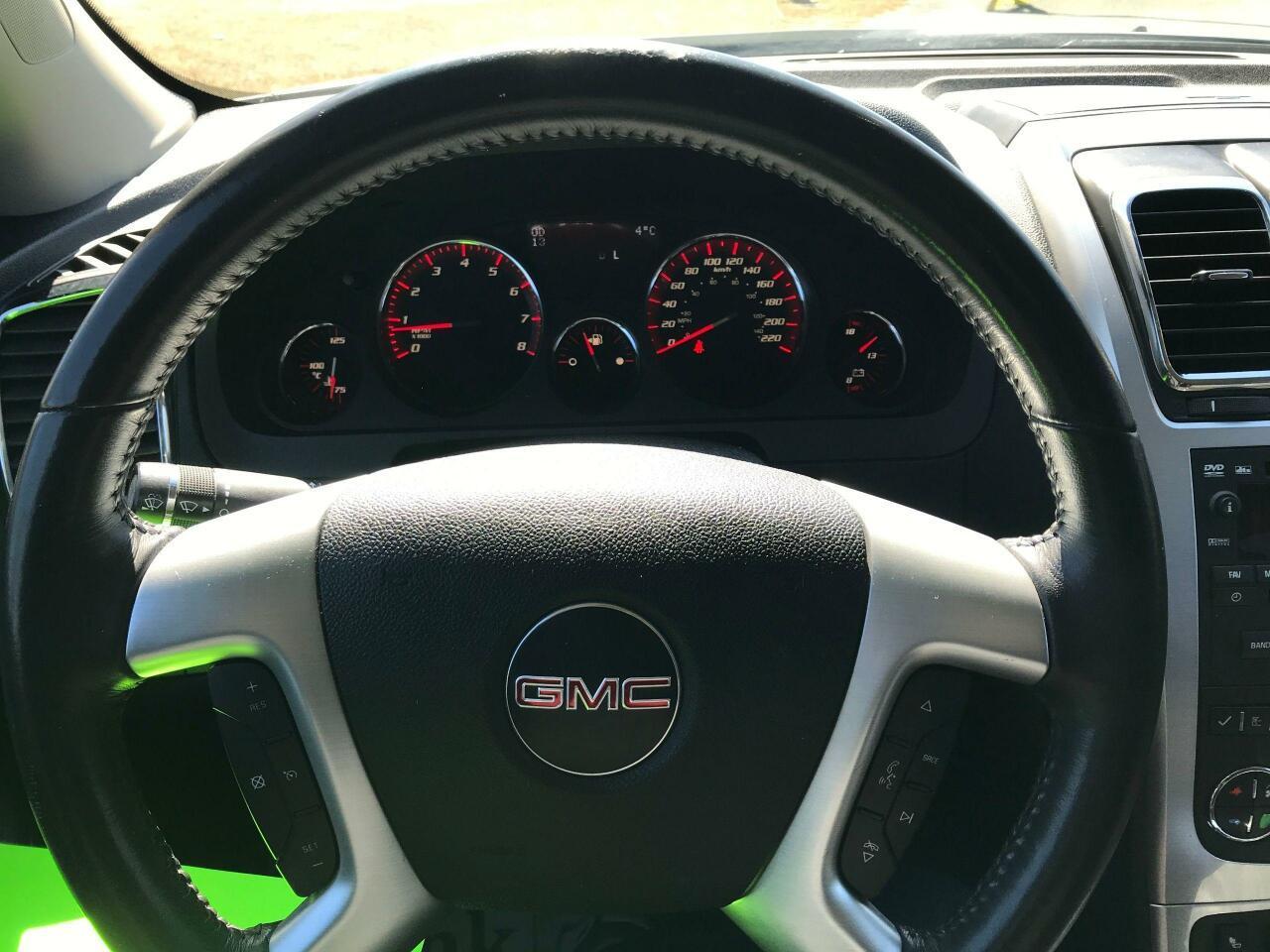 679047