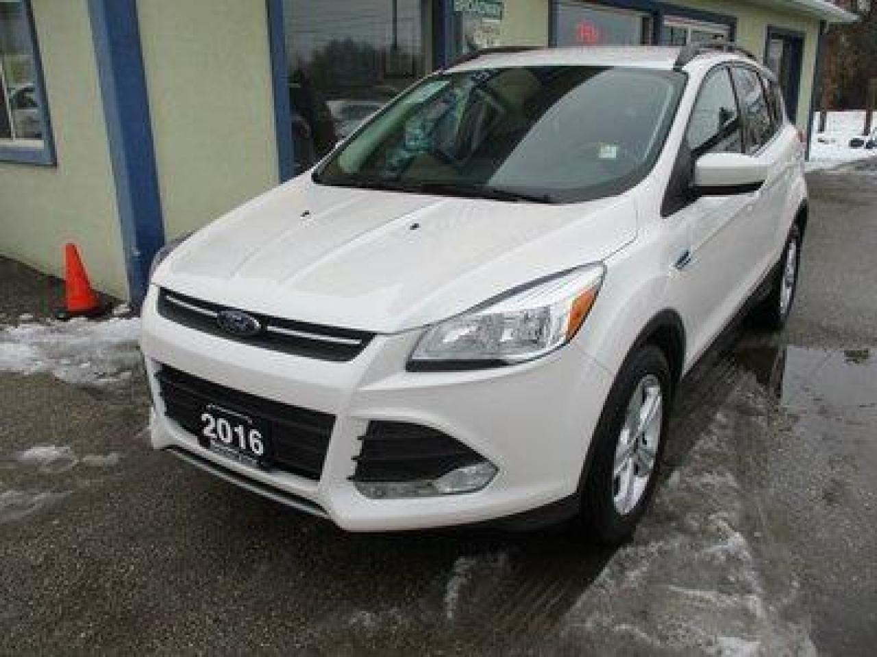 Used 2016 Ford Escape FOUR-WHEEL DRIVE SE EDITION 5 PASSENGER 2.0L - ECO-BOOST.. HEATED SEATS.. NAVIGATION.. BACK-UP CAMERA.. BLUETOOTH SYSTEM.. for sale in Truro, NS