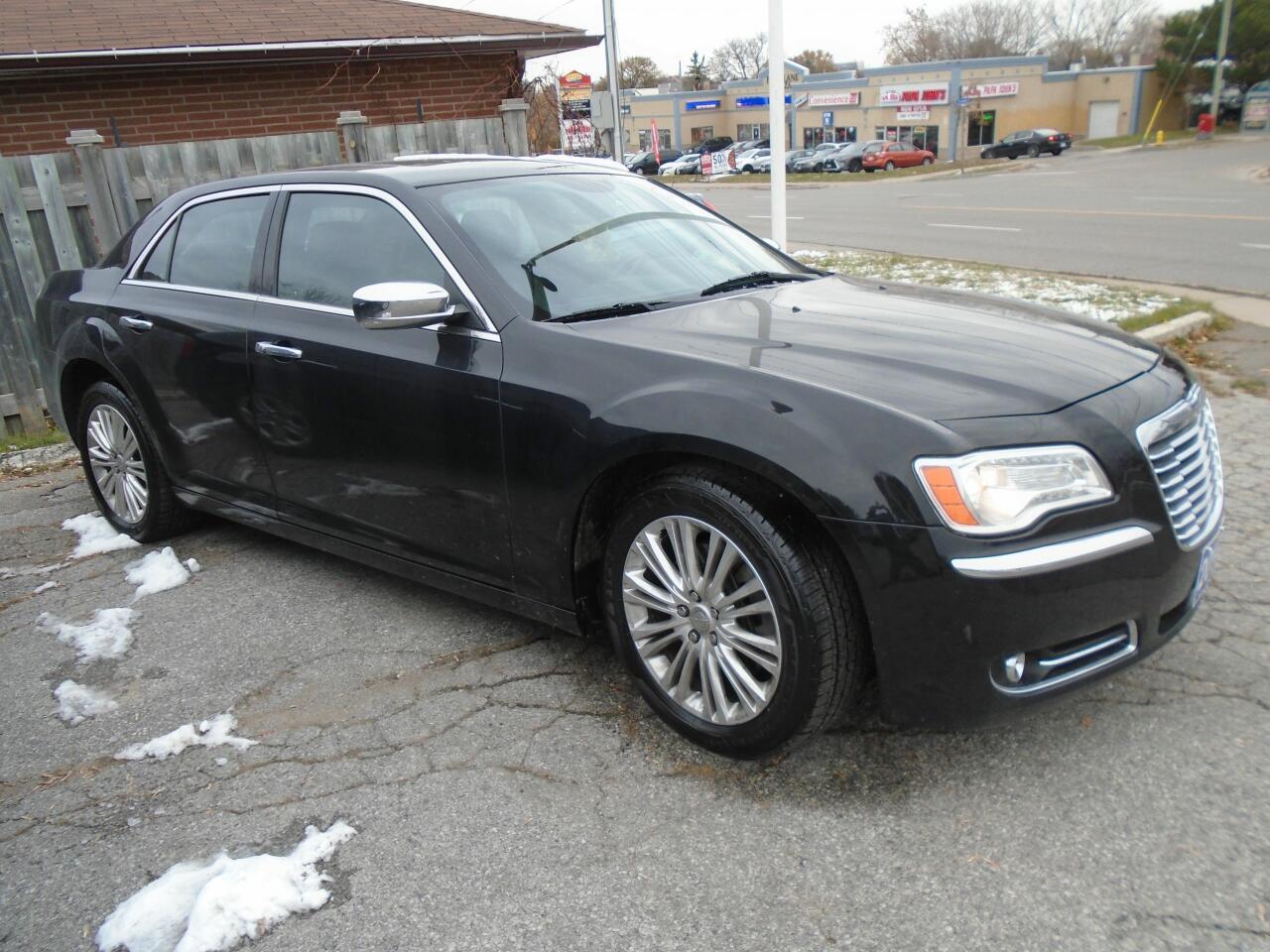 Used 2014 Chrysler 300 300C for sale in Orillia, ON