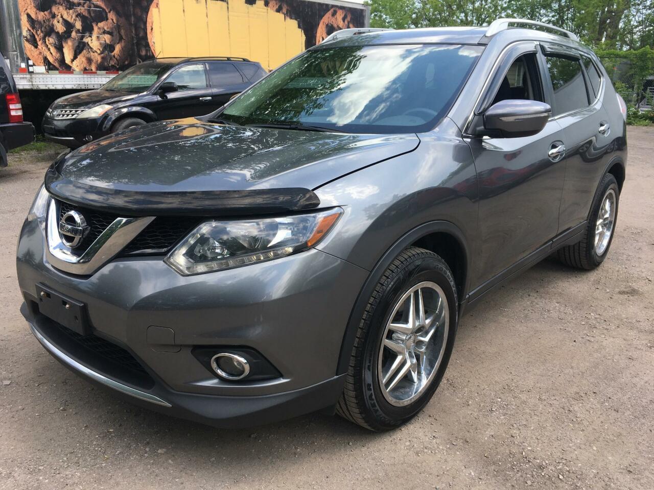 Used 2015 Nissan Rogue SV. PANO ROOF, REVERSE CAMERA for sale in Oshawa, ON