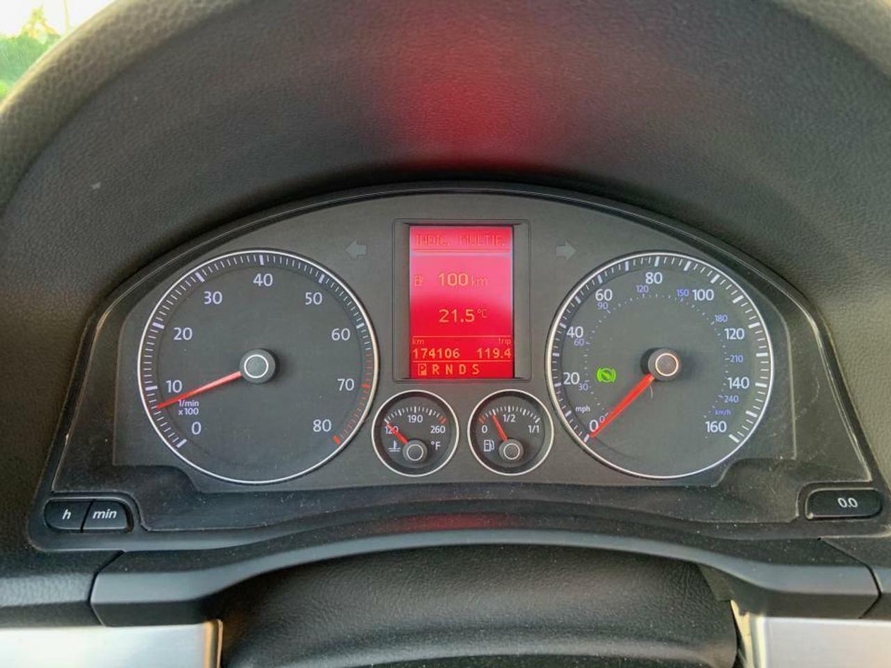 679748.11925611