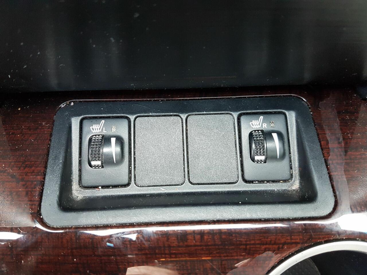 679943