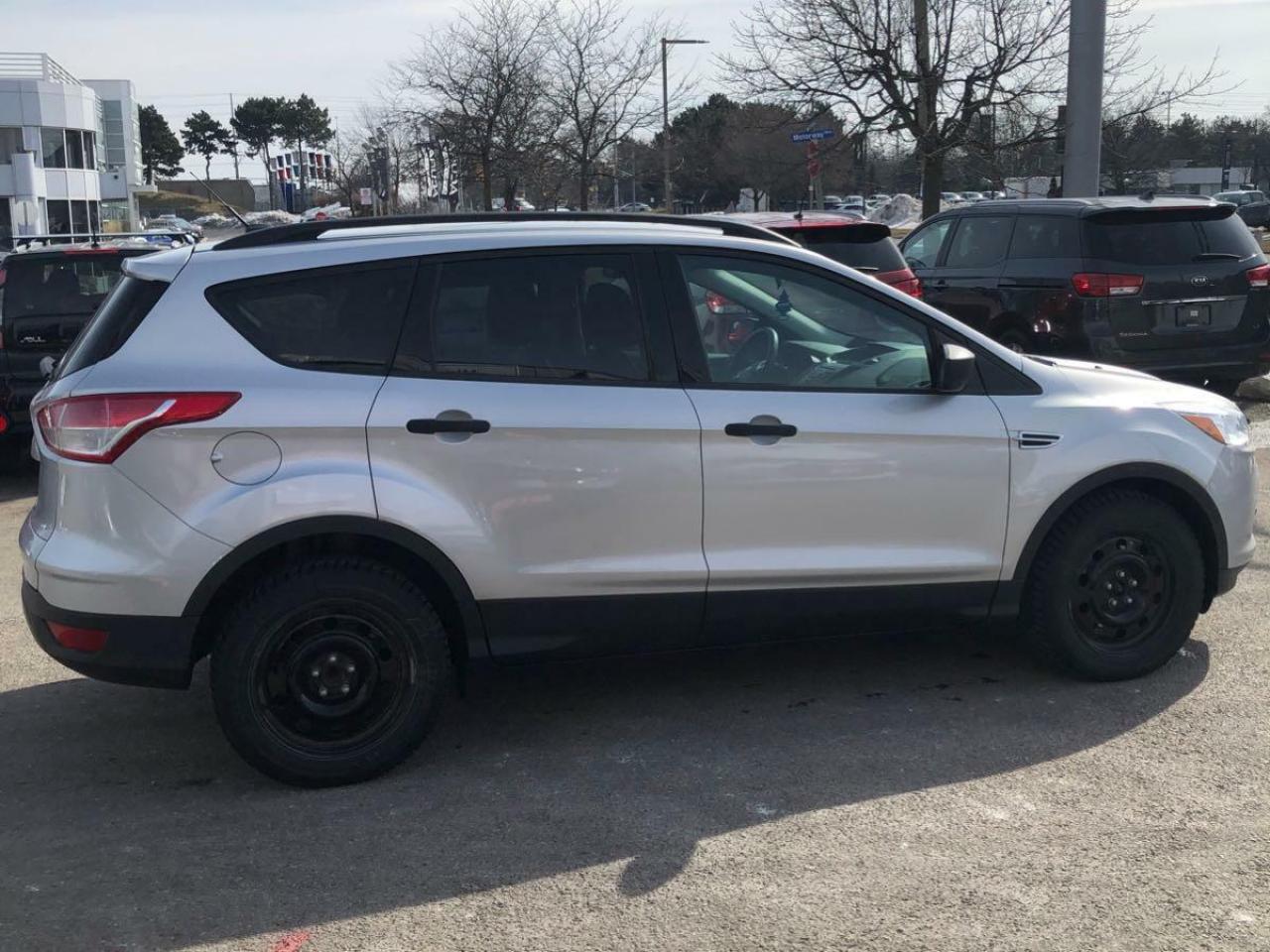 Used 2014 Ford Escape FWD 4dr S for sale in Oshawa, ON
