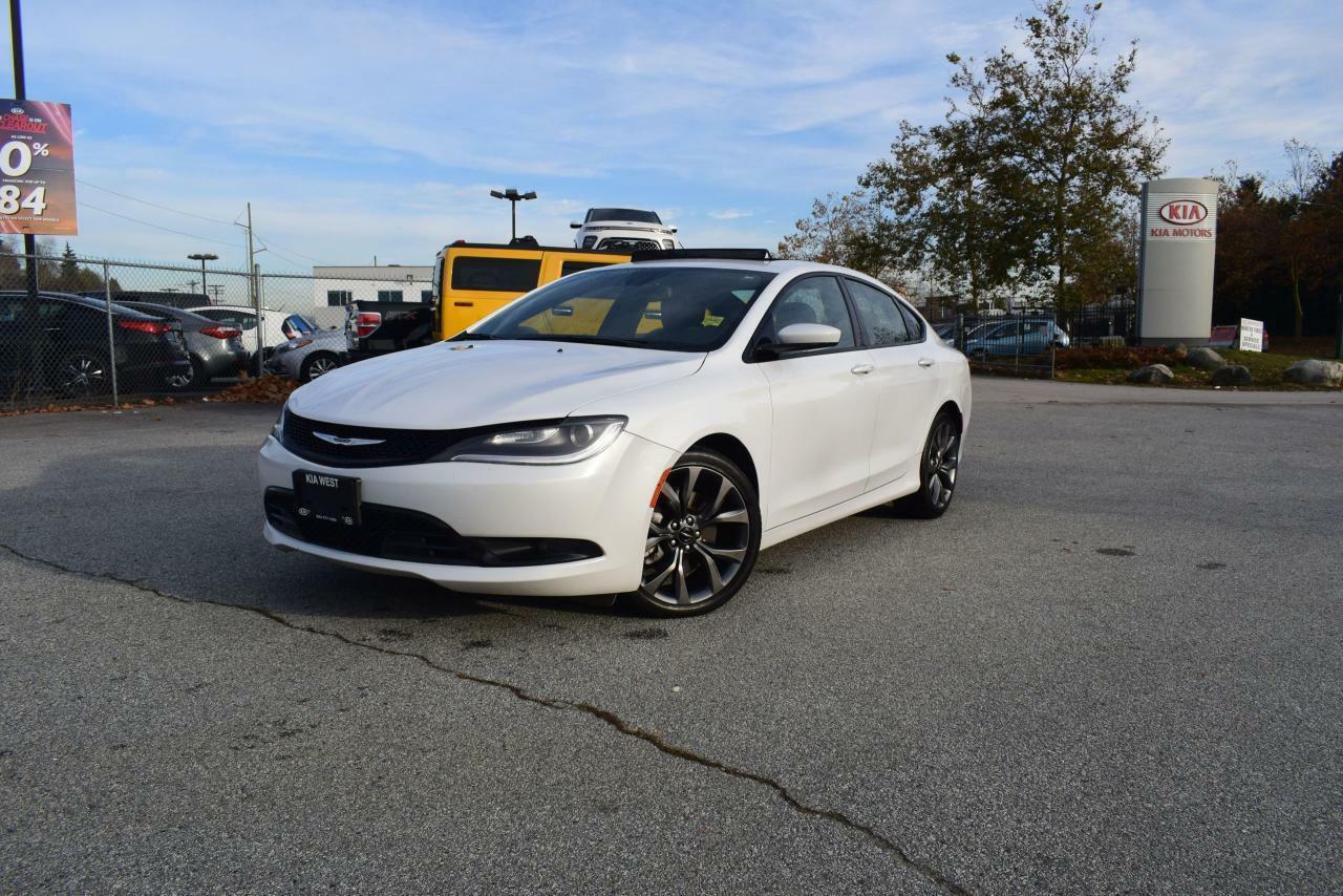<p>Alloy wheels, power locks/windows/mirrors/seats, panoramic sunroof, heated steering wheel, push start engine, steering wheel media controls, Bluetooth, AM/FM/Satellite radio, backup camera, navigation, AUX/USB imports, dual zone climate controls, Air Conditioning, dual control heated seats and more!</p>
