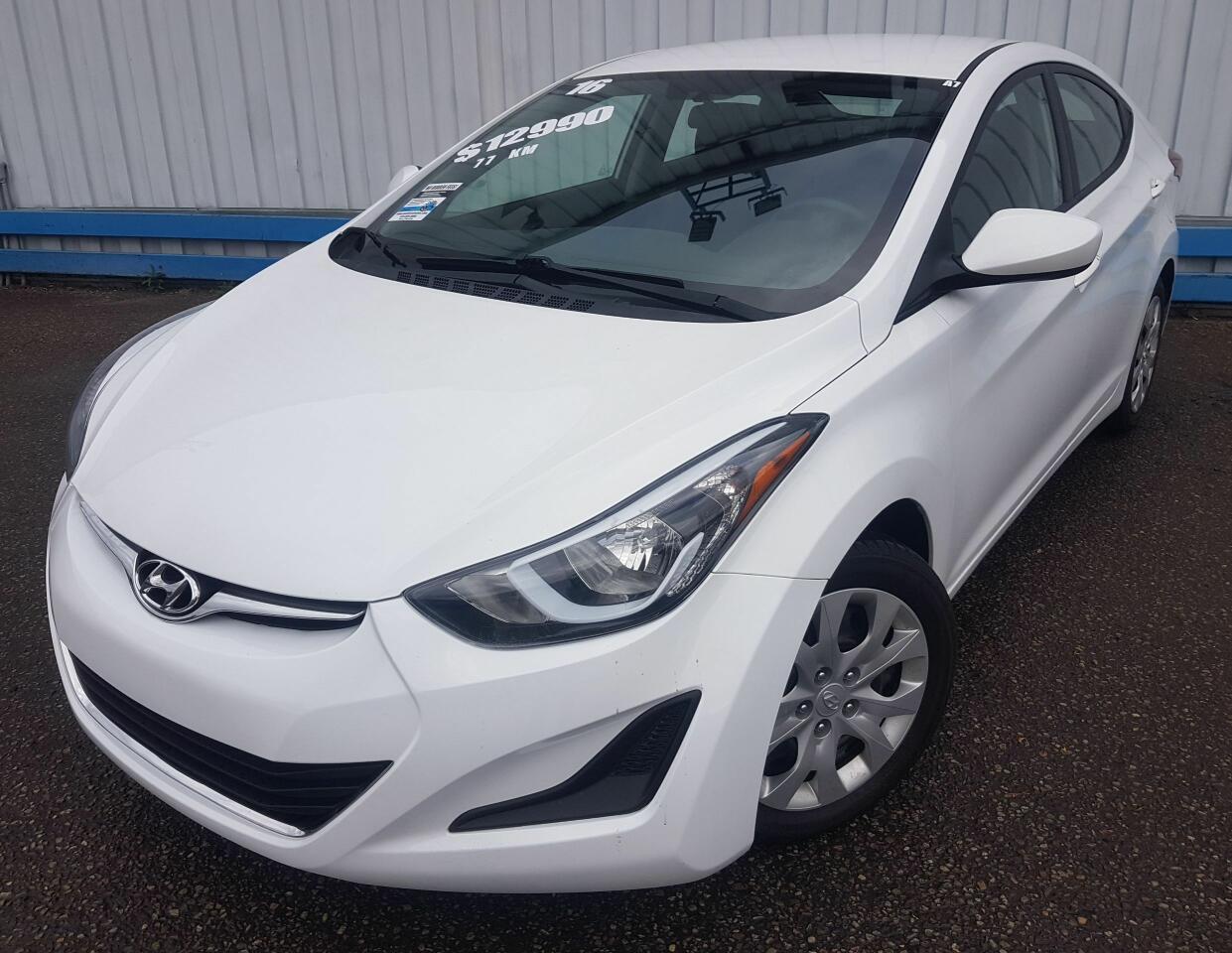 Used 2016 Hyundai Elantra GL *HEATED SEATS* for sale in Cornwall, ON