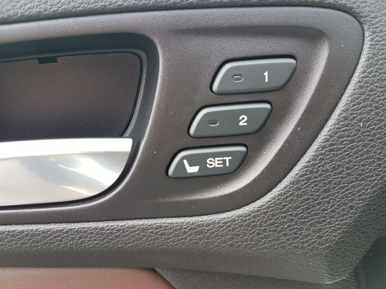 681543.11950437