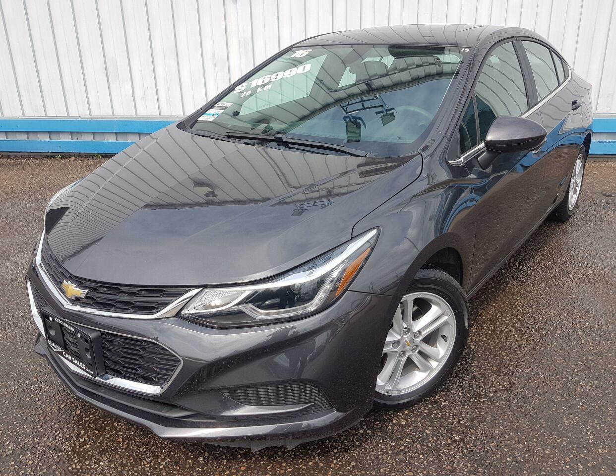 Used 2016 Chevrolet Cruze LT *SUNROOF-HEATED SEATS* for sale in Oakville, ON