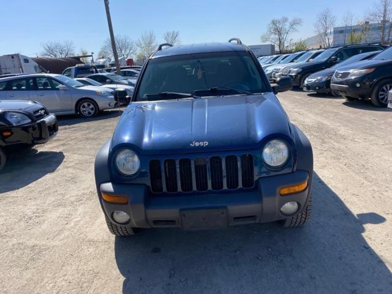 Used 2004 Jeep Liberty Sport for sale in Hamilton, ON