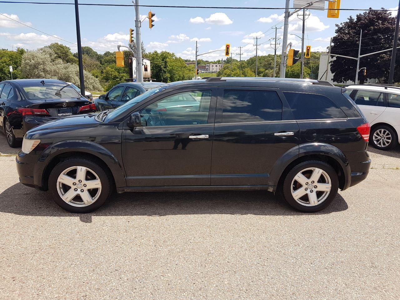 Used 2009 Dodge Journey R/T AWD *LEATHER* for sale in Tillsonburg, ON