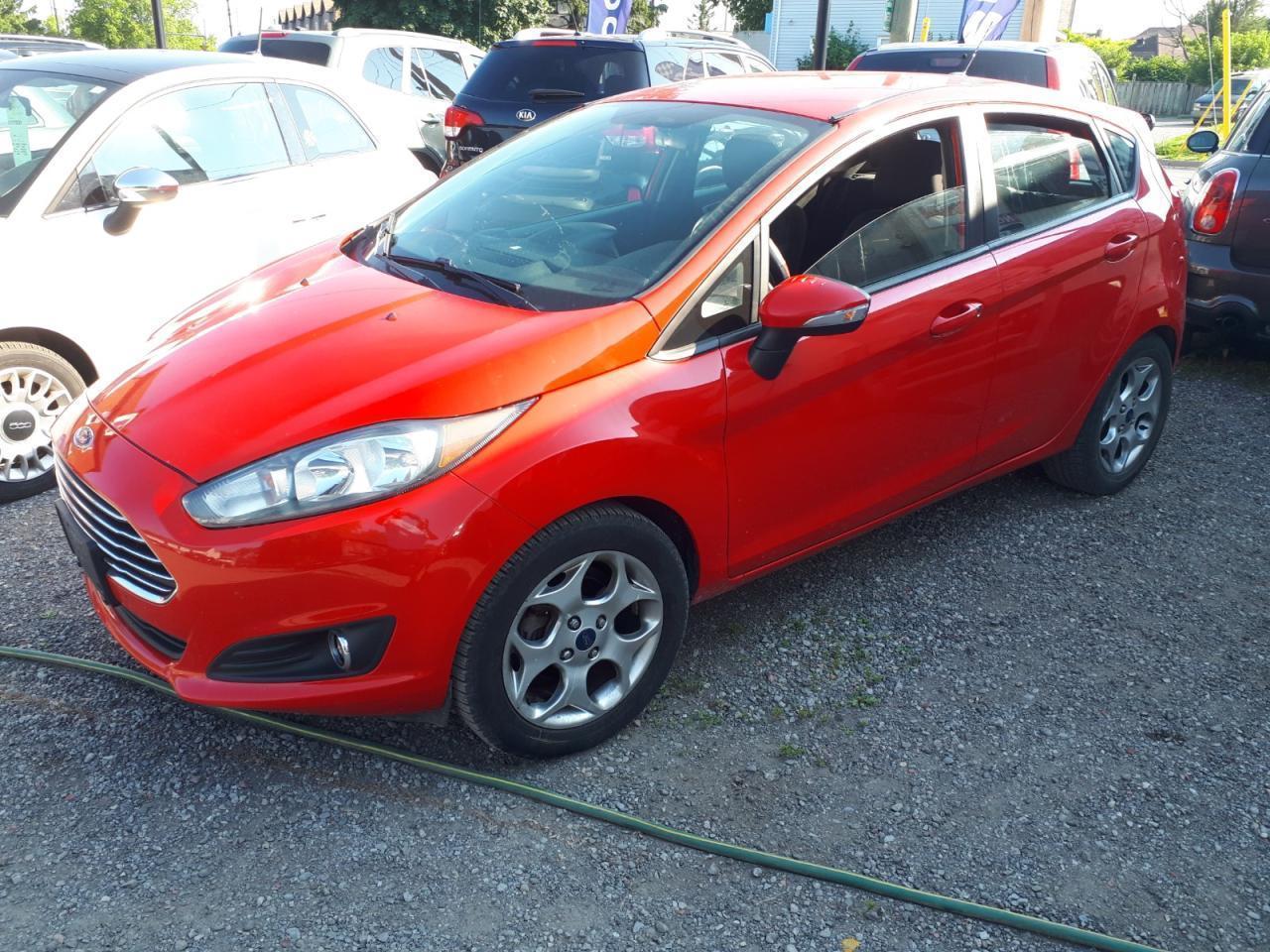Used 2014 Ford Fiesta 5DR HB SE for sale in Richmond Hill, ON