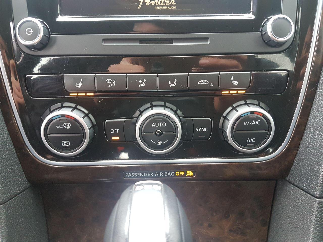 683079.11977338