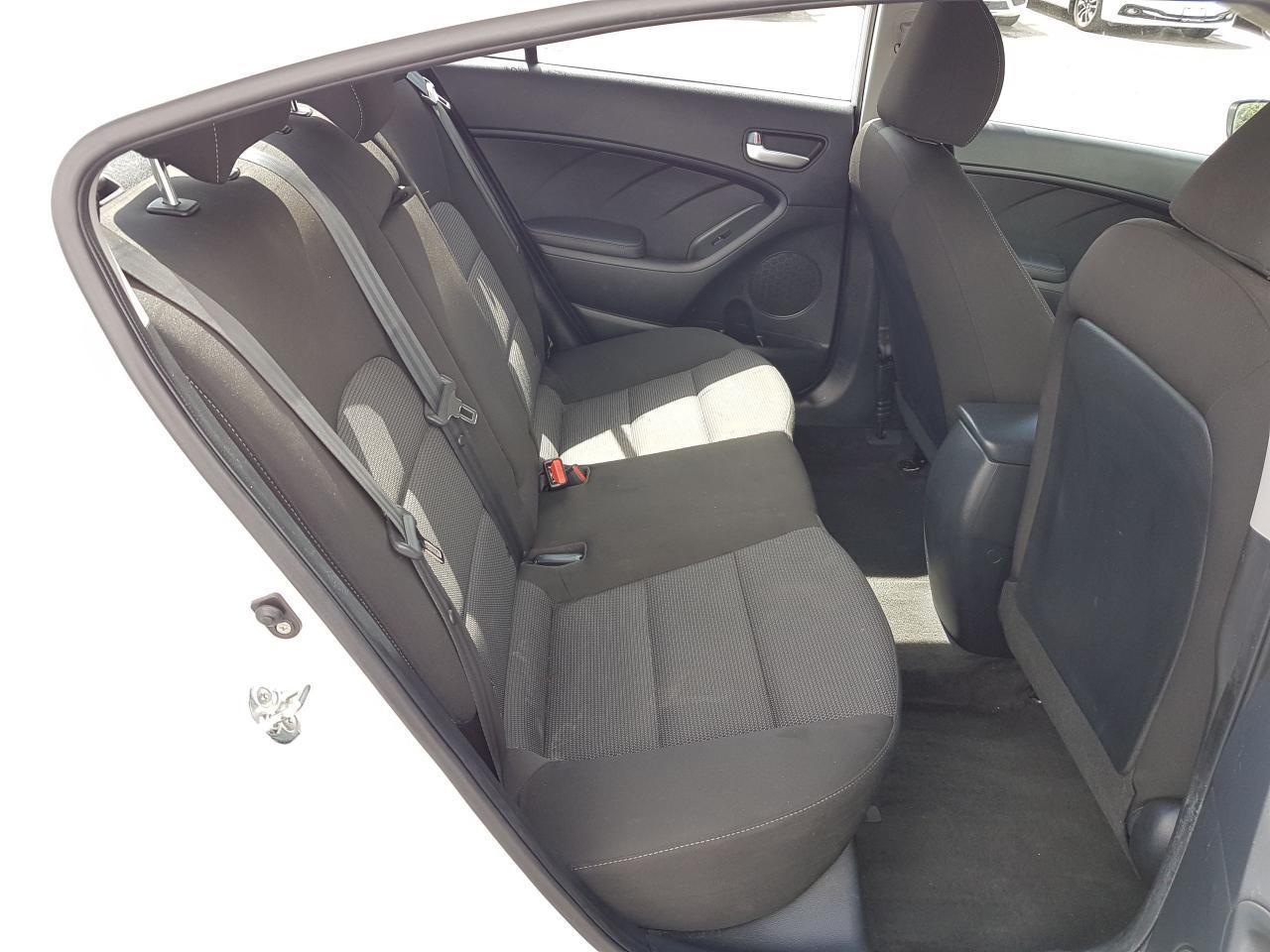 683274.11980950