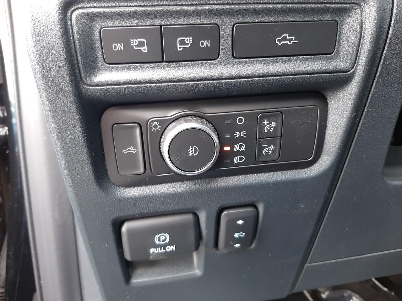 683371.11982886