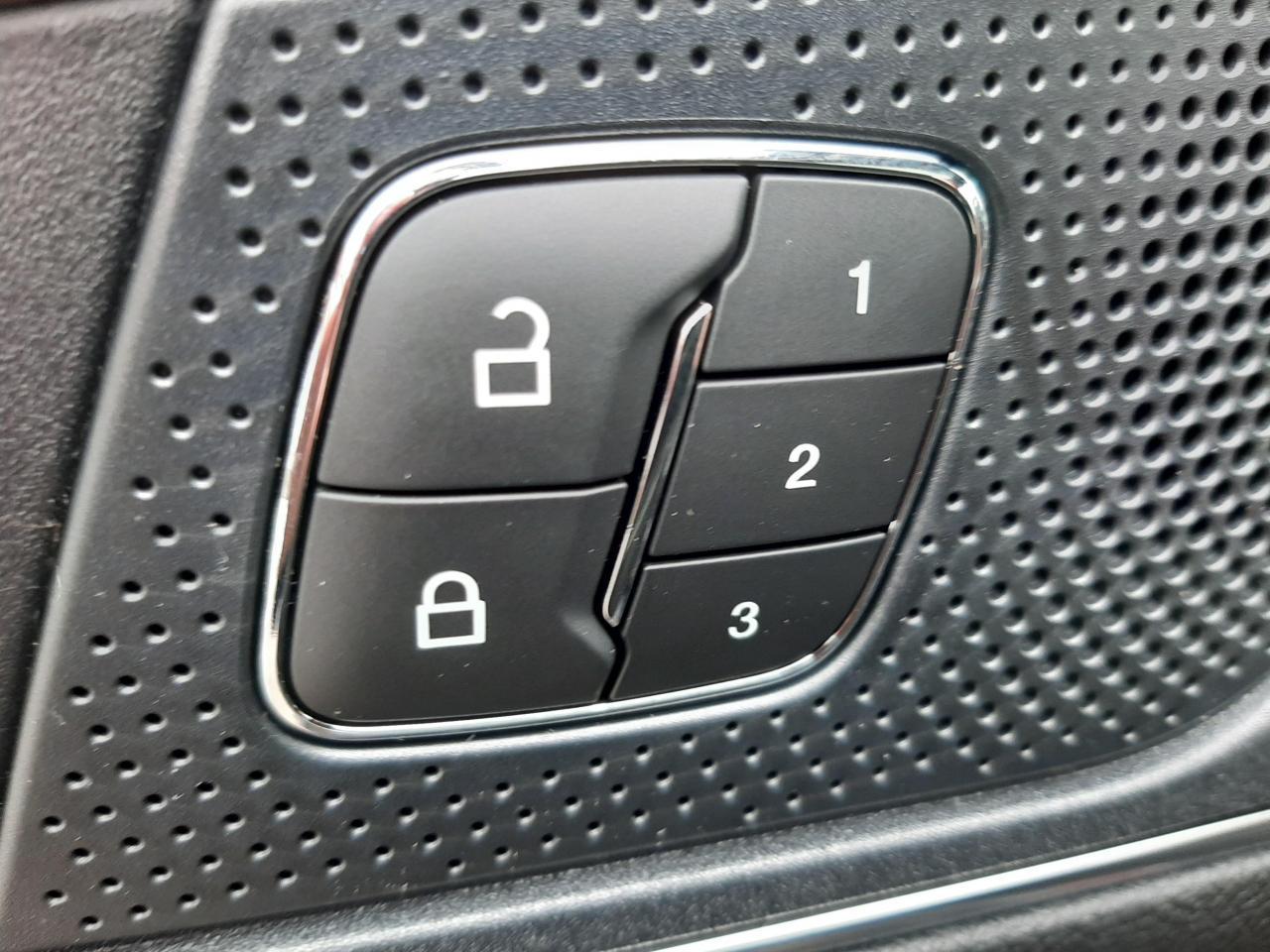 683374.11982949