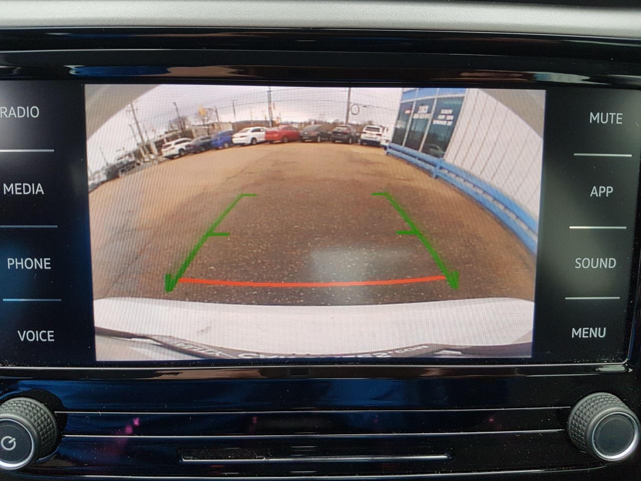 685855.12017992