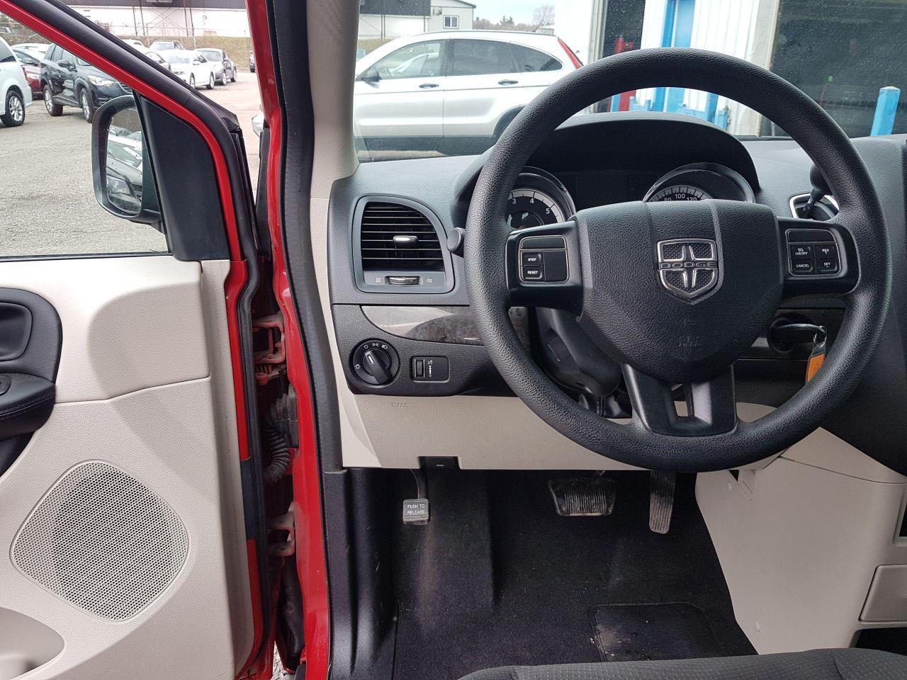 686128.12023338