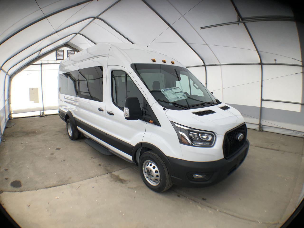 New 2021 Ford Transit Passenger Wagon XL for sale in Meadow Lake, SK