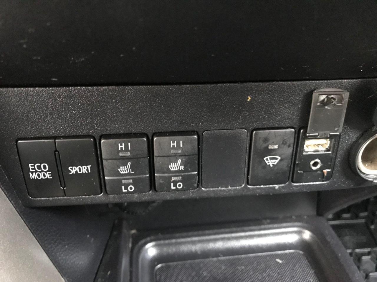 686766