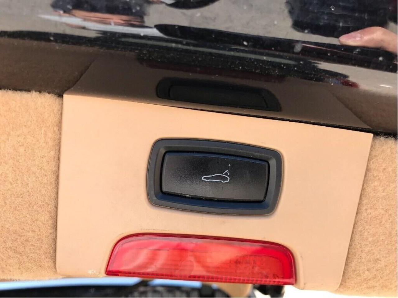 686778