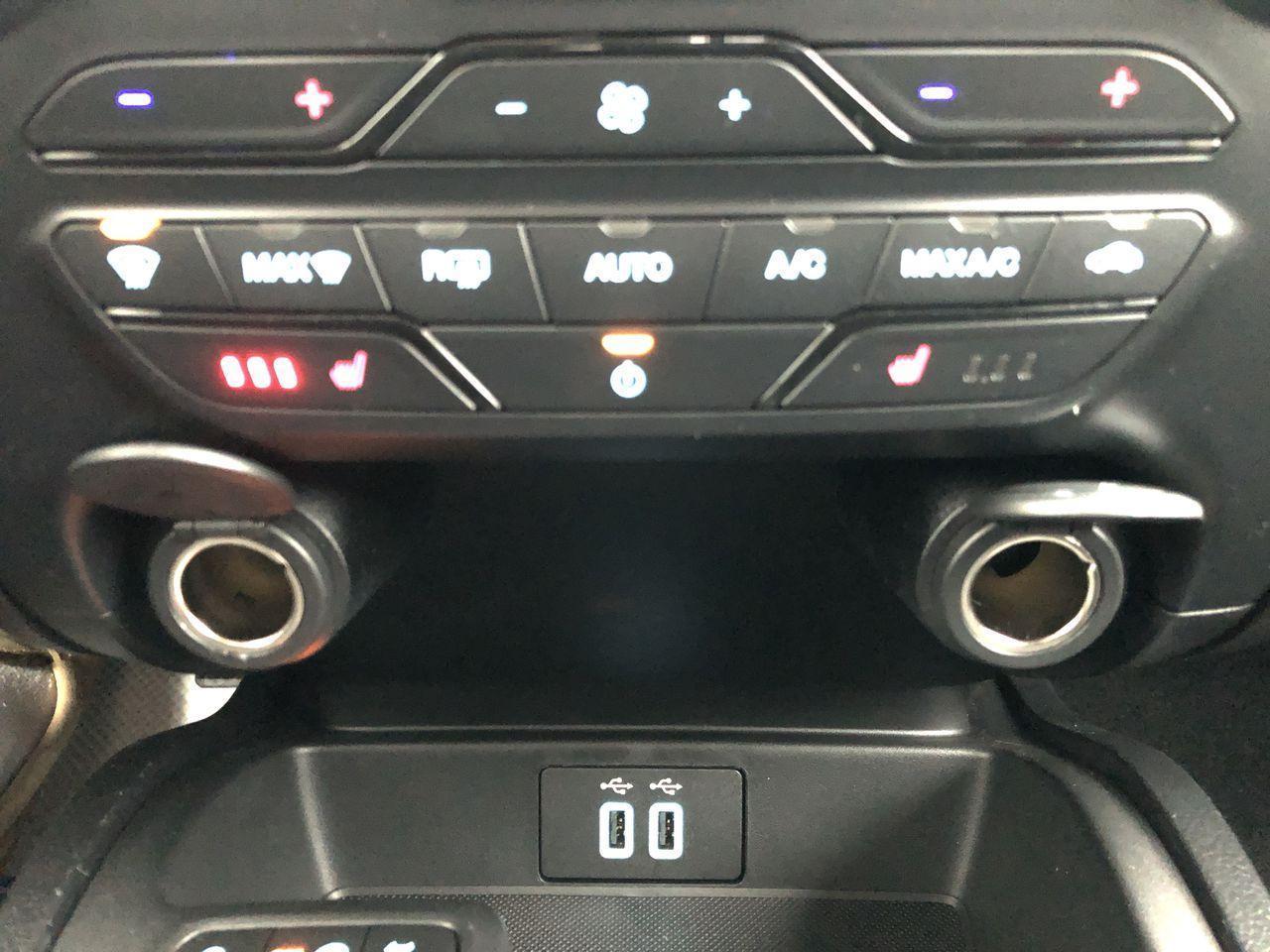 686876.12037640