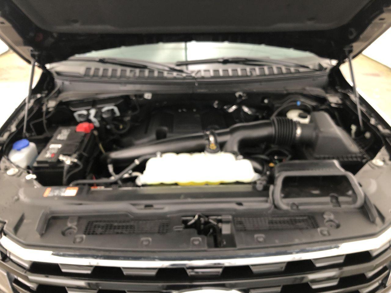 686882.12037817