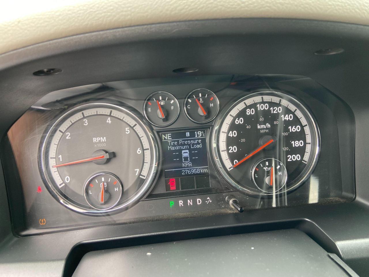 687344