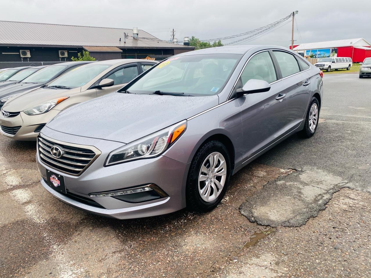 Used 2015 Hyundai Sonata 2.4L GL / Back Up Camrea for sale in Mississauga, ON