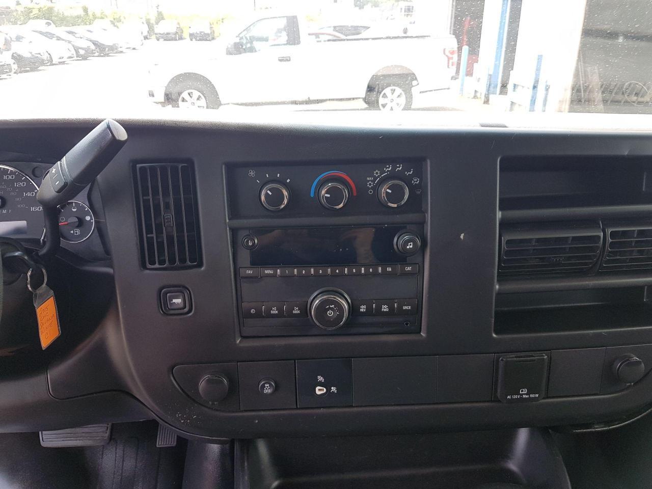 687625.12050425