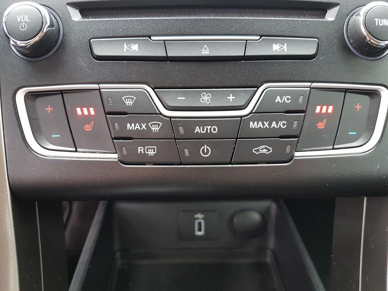 687673