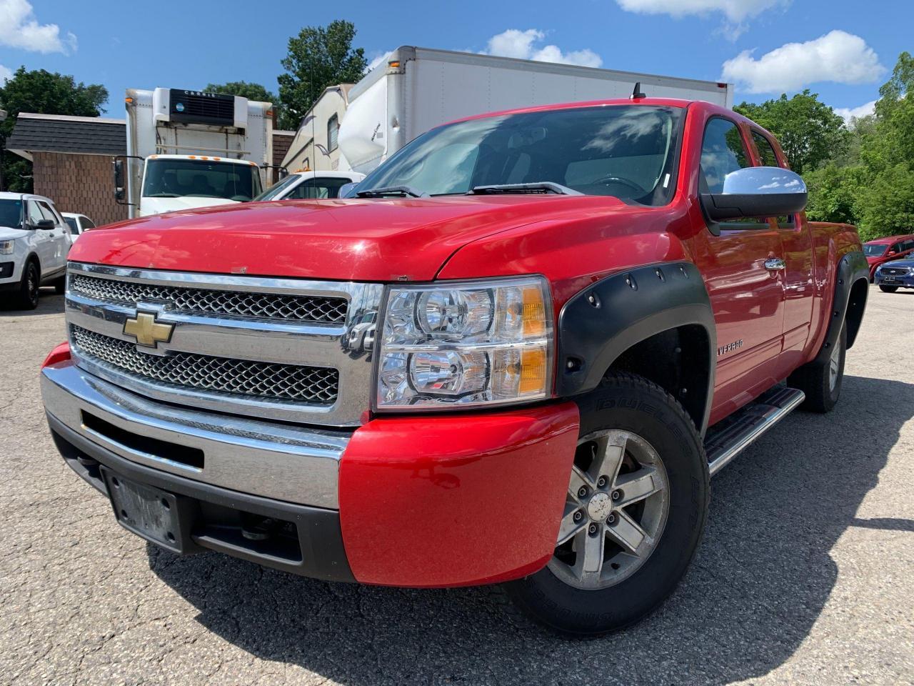 Used 2011 Chevrolet Silverado 1500 LT for sale in Woodstock, ON