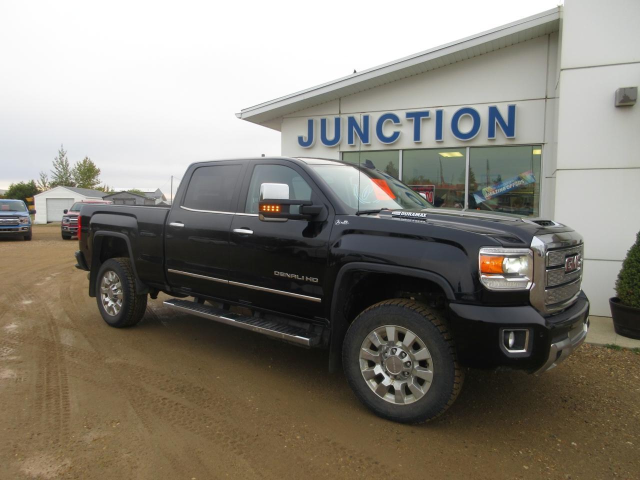 Used 2019 GMC Sierra 2500 HD Denali for sale in Listowel, ON