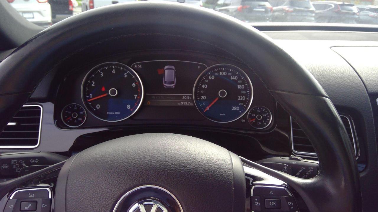 Used 2017 Volkswagen Touareg EXECLINE for sale in Ottawa, ON