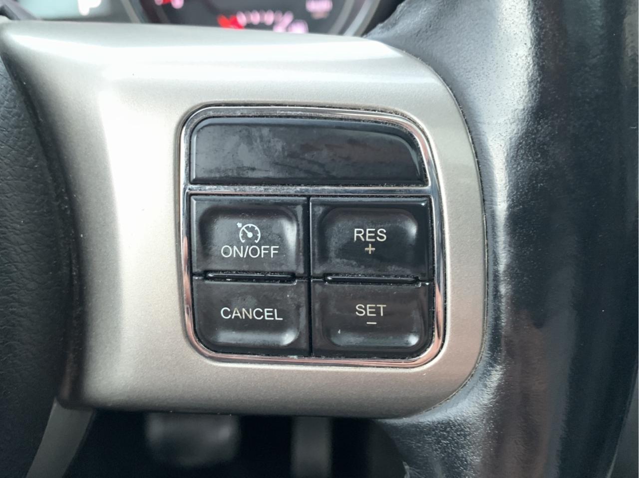 688869