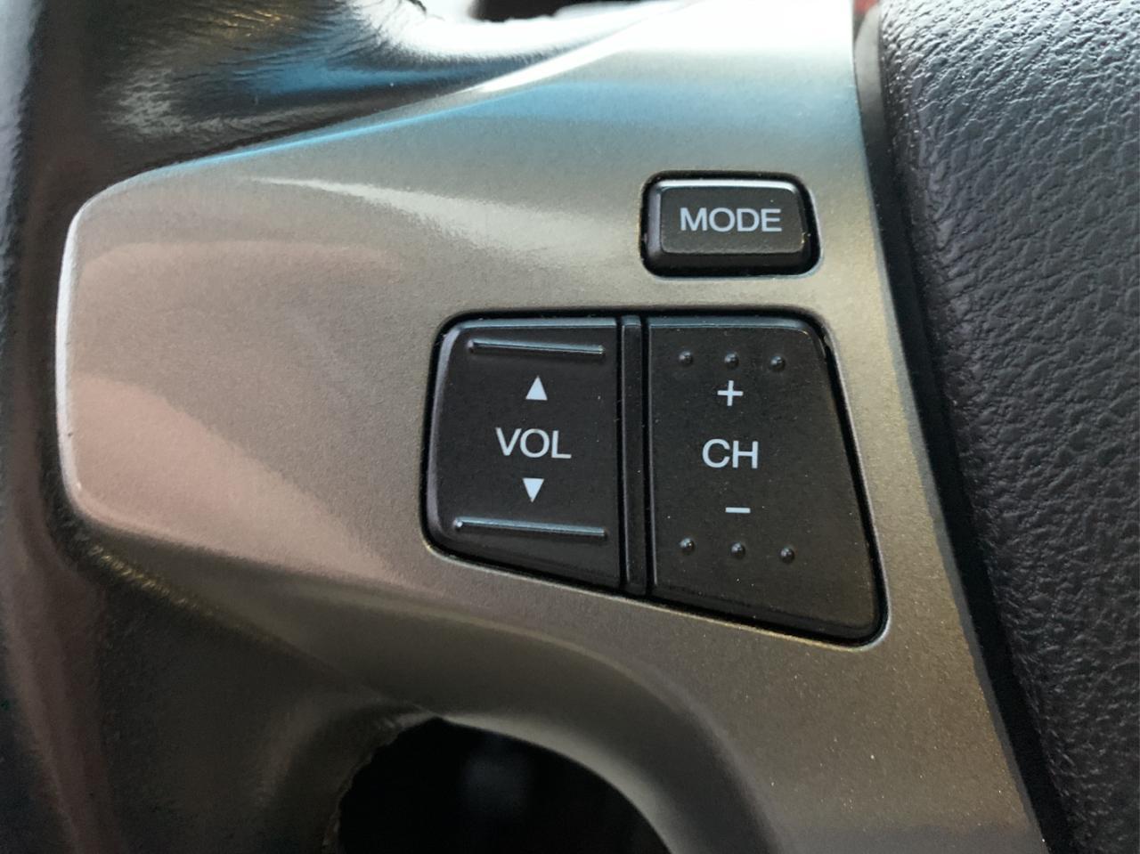 688896