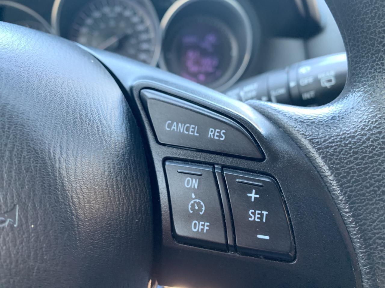 688911