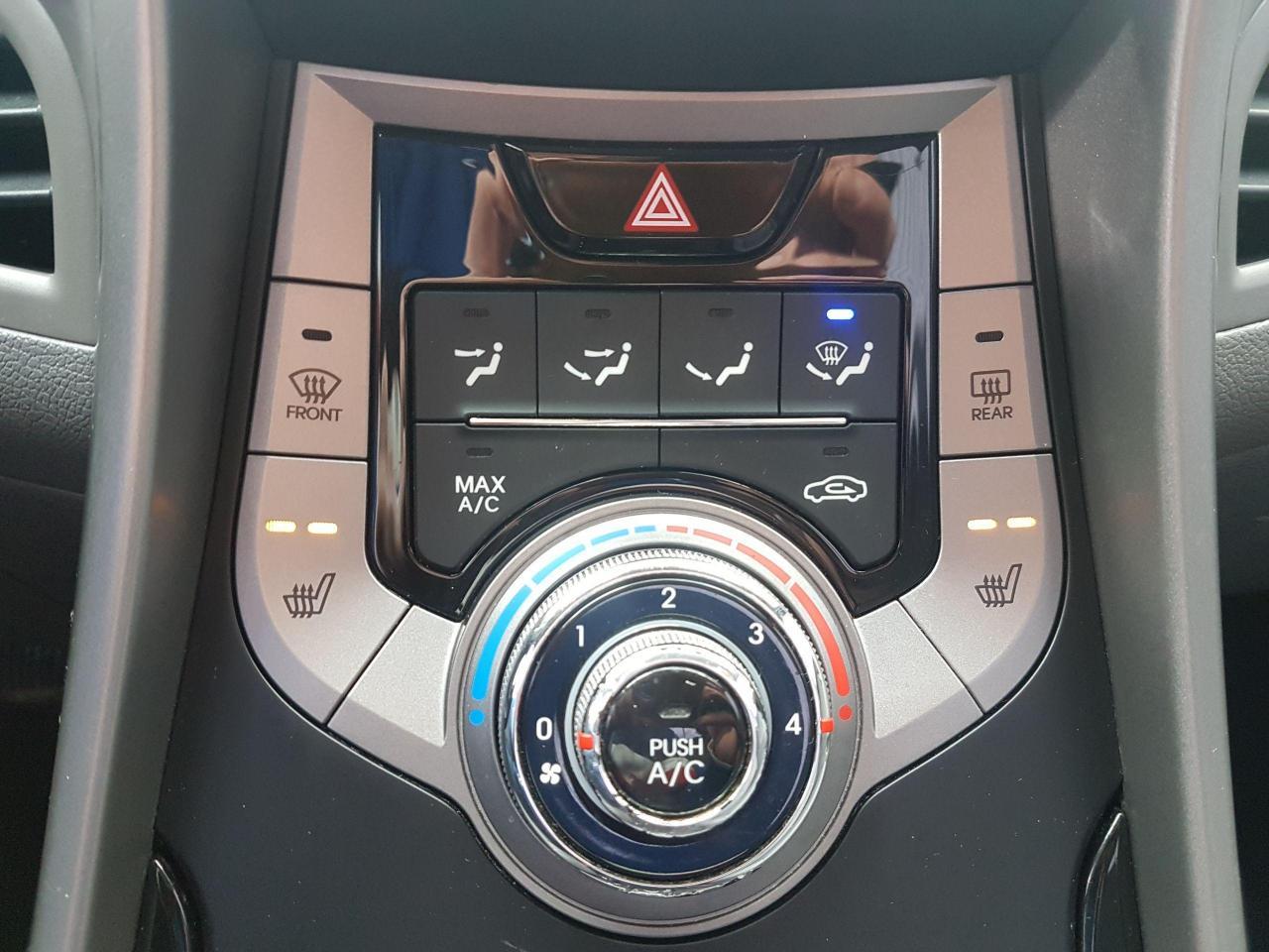 689078.12070484