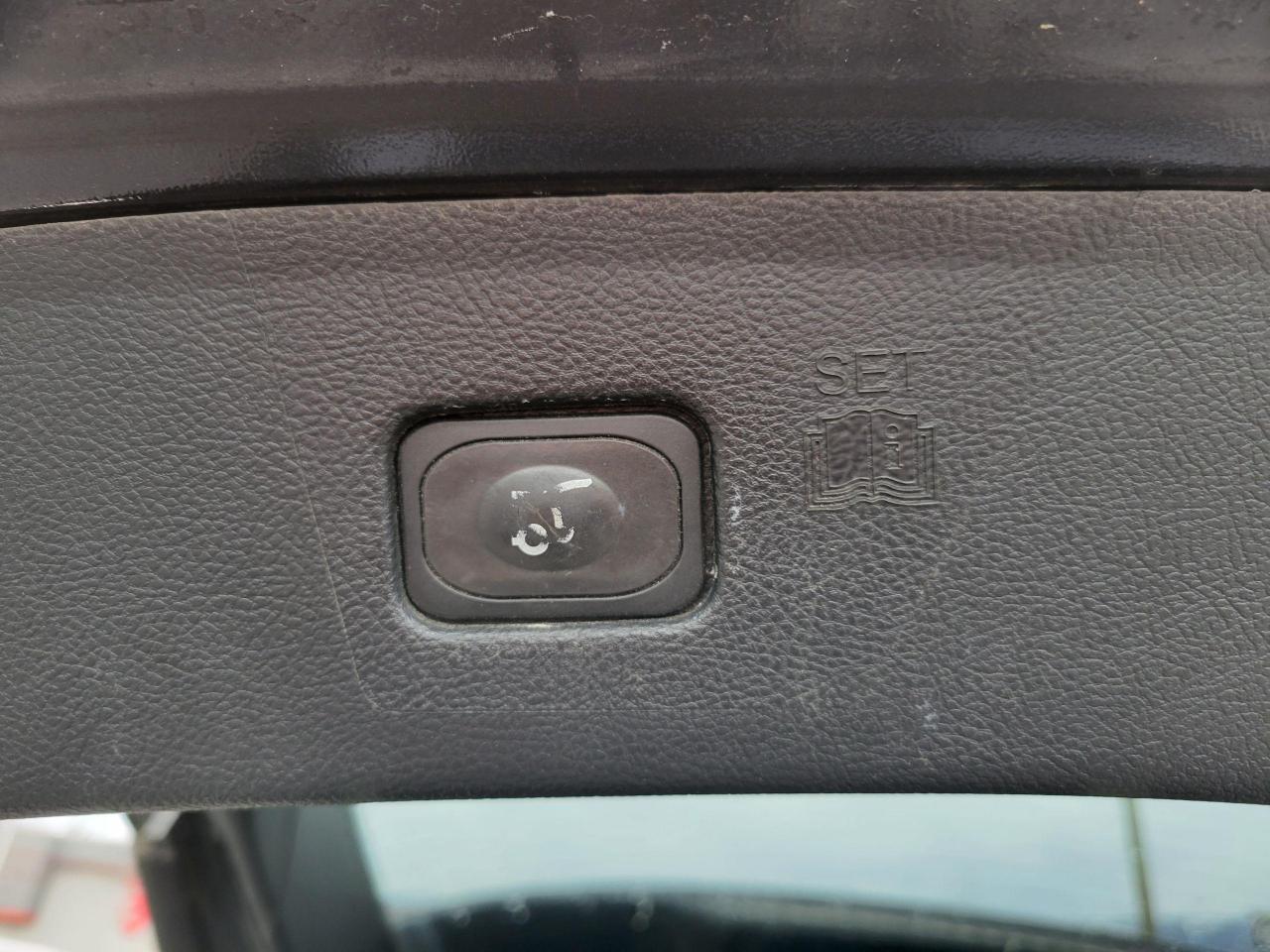 689329.12073255