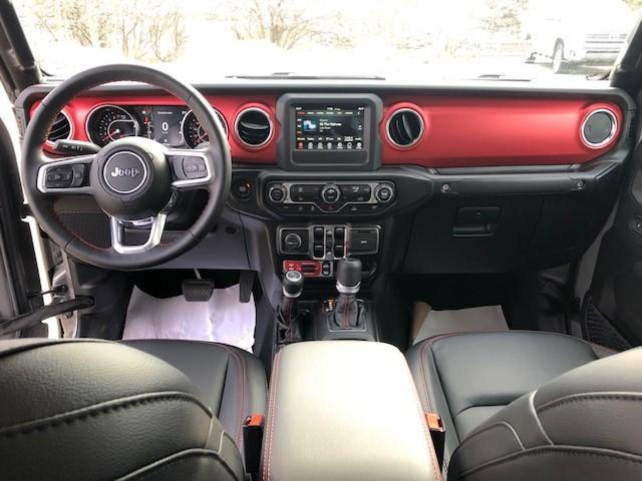 689842